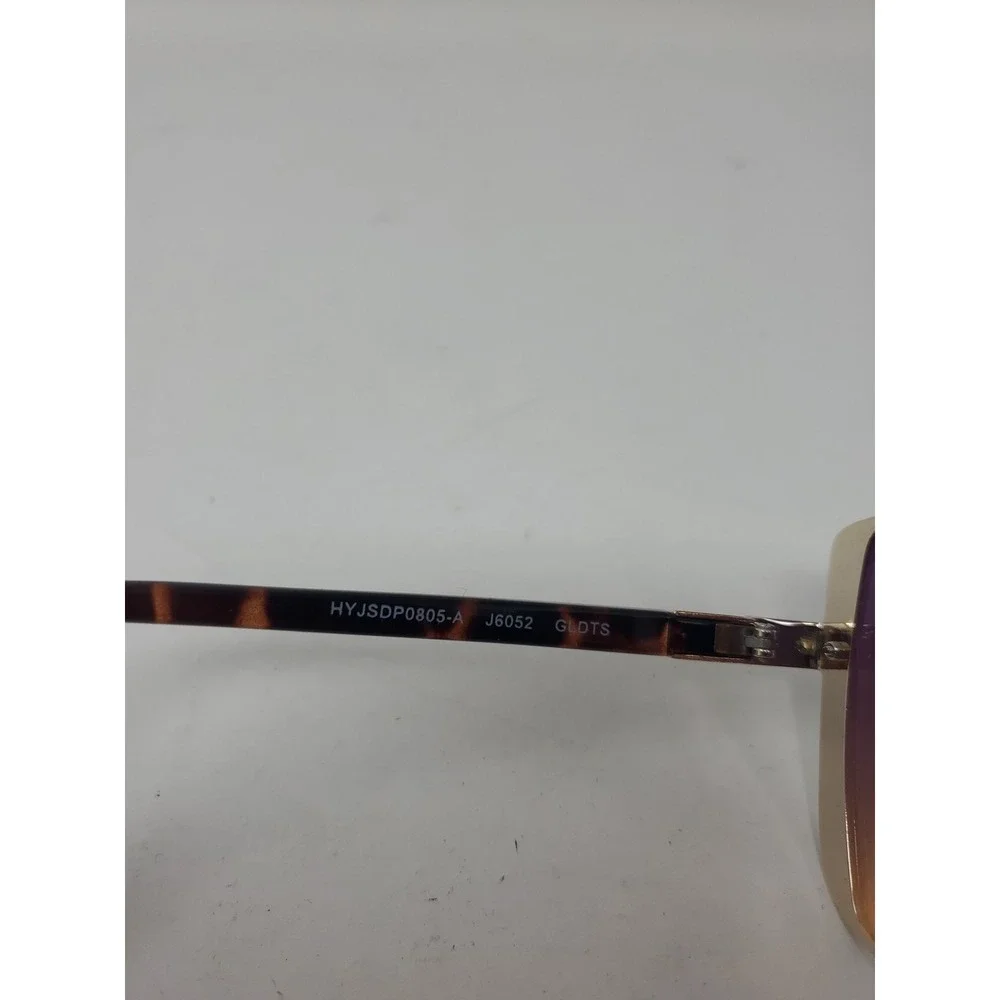 Jessica Simpson Sunglasses 100% UV Absorptive J6052 Gldts Read